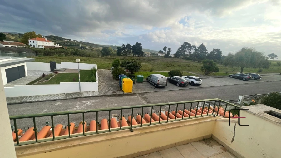 Moradia T4 para Venda em Bombarral e Vale Covo Foto 11