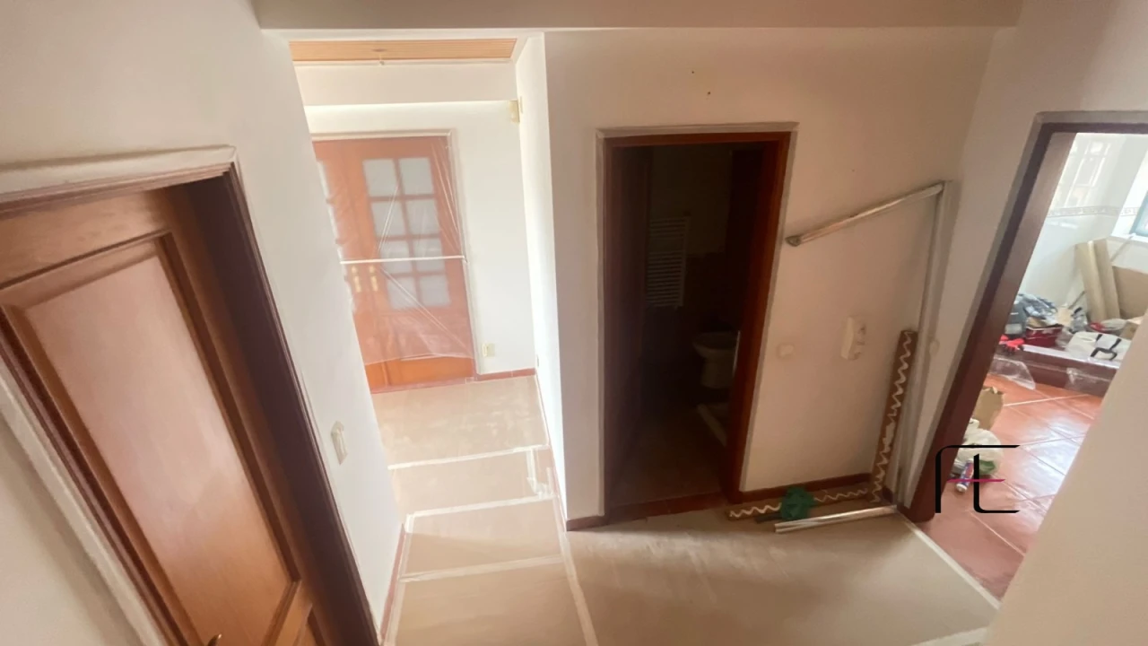 Moradia T4 para Venda em Bombarral e Vale Covo Foto 5