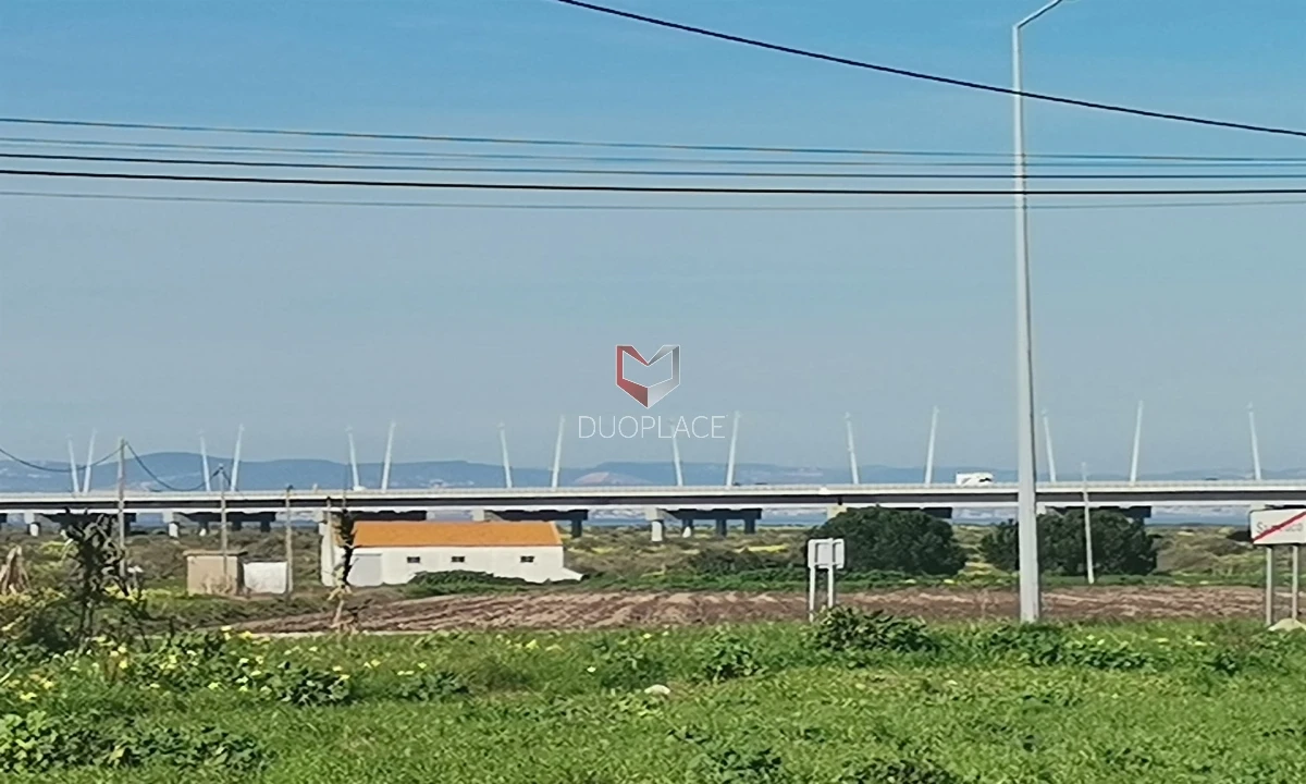 Terreno Misto para Venda em Samouco Foto 1