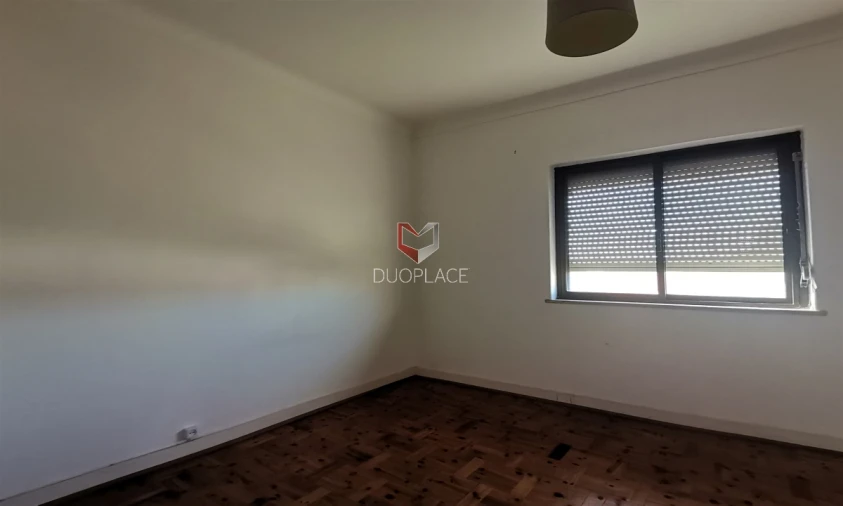 Moradia T6 para Venda em Atalaia e Alto Estanqueiro-Jardia Foto 8