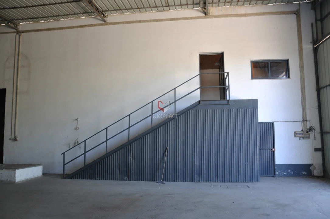 Armazém para Arrendamento em Atalaia e Alto Estanqueiro-Jardia Foto 5