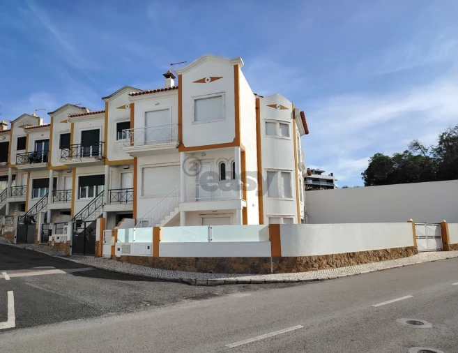 Moradia T3 para Venda em Ericeira Foto 2
