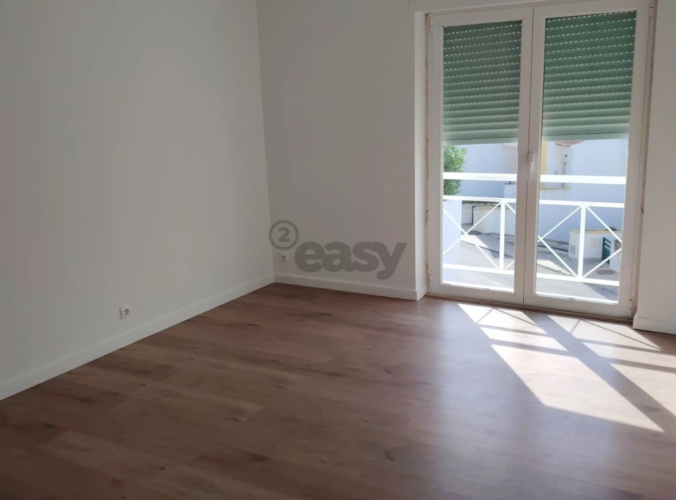 Moradia T3 para Venda em Ericeira Foto 24