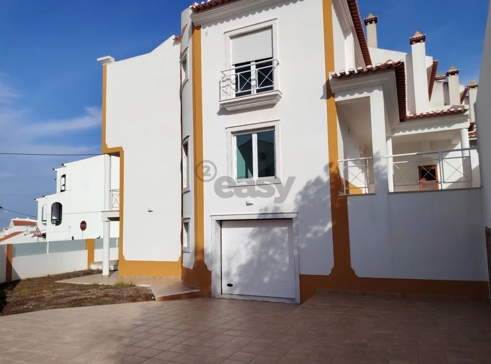 Moradia T3 para Venda em Ericeira Foto 3