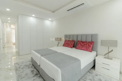 Apartamento T4 para Venda em Lagos (São Sebastião e Santa Maria)