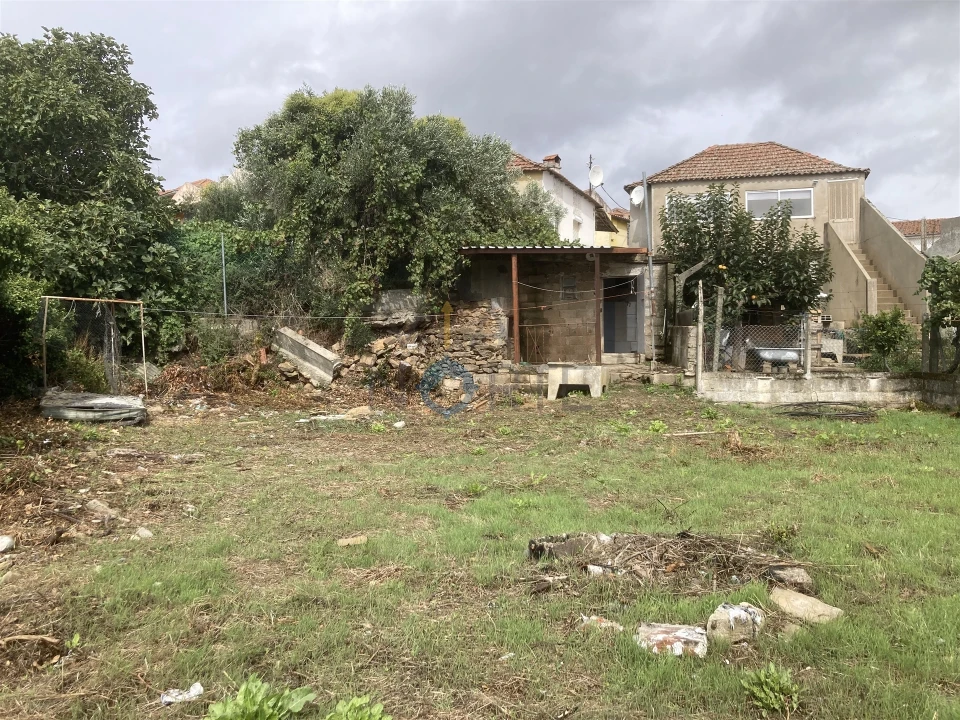 Moradia T0 para Venda em Alfandega da Fe Foto 5