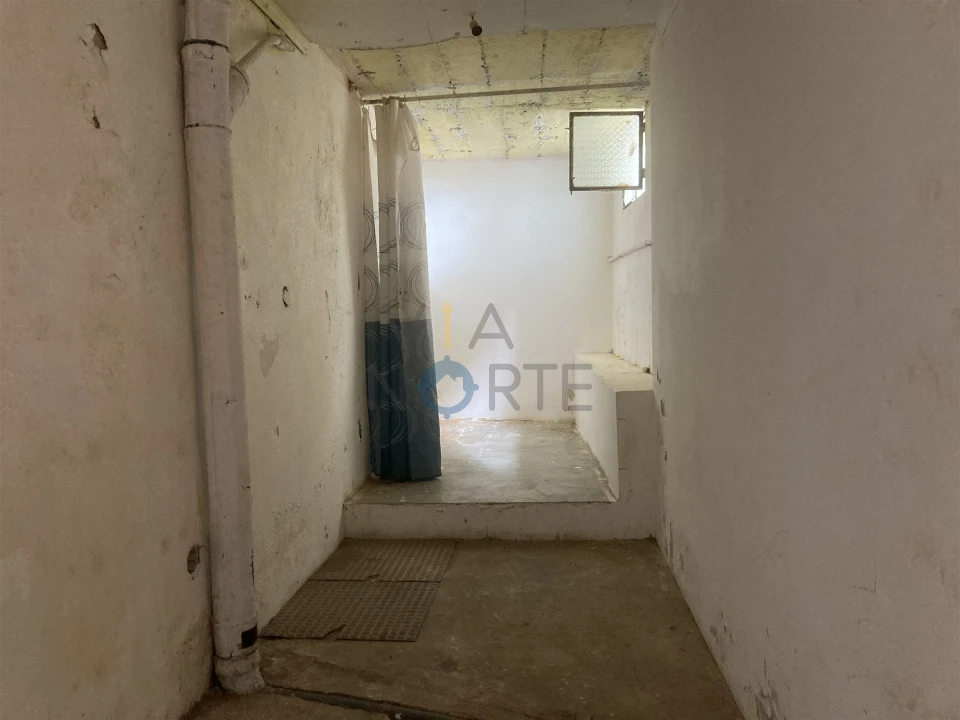 Moradia T0 para Venda em Alfandega da Fe Foto 11