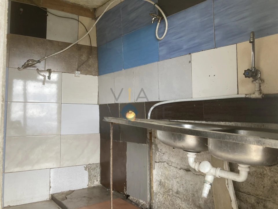 Moradia T0 para Venda em Alfandega da Fe Foto 7