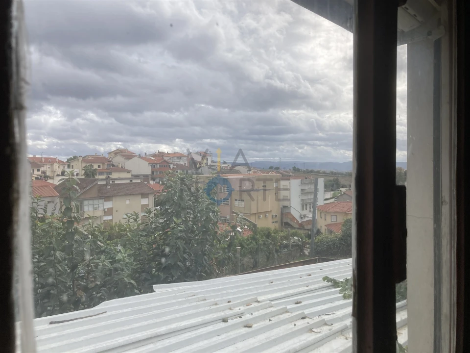 Moradia T0 para Venda em Alfandega da Fe Foto 14