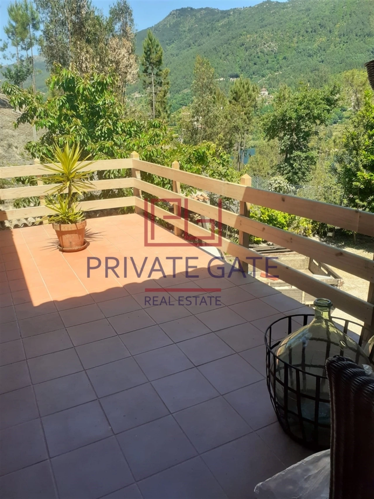 Moradia T3 para Venda em Vilar da Veiga Foto 3