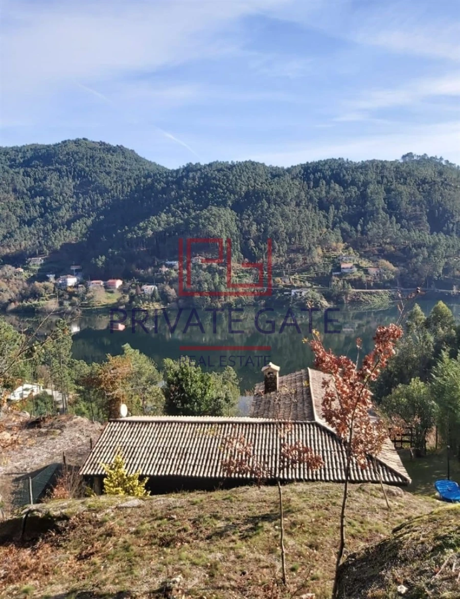 Moradia T3 para Venda em Vilar da Veiga Foto 5