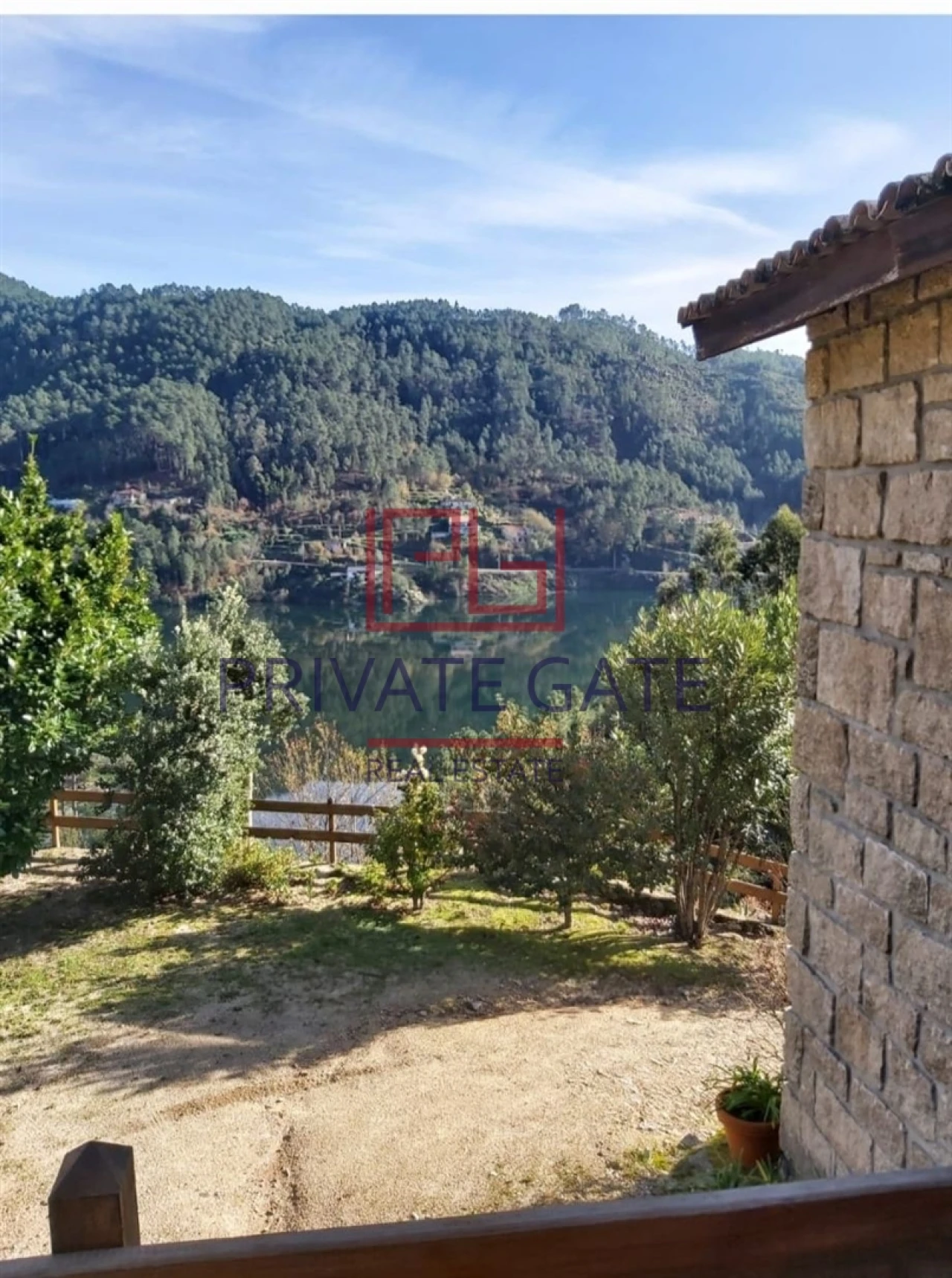 Moradia T3 para Venda em Vilar da Veiga Foto 6