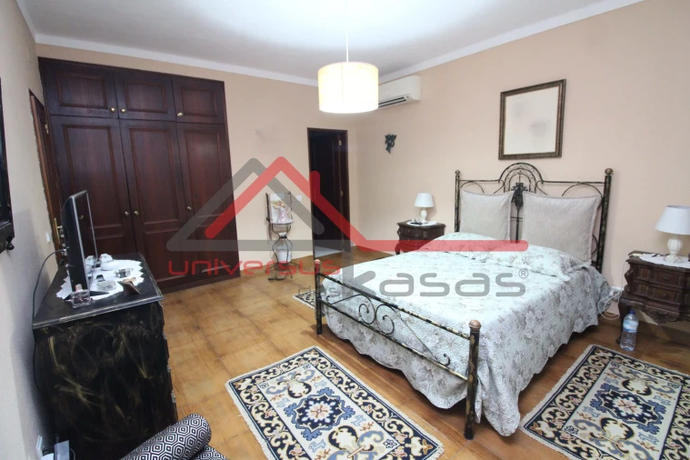 Moradia T5 para Venda em Vendas Novas Foto 5