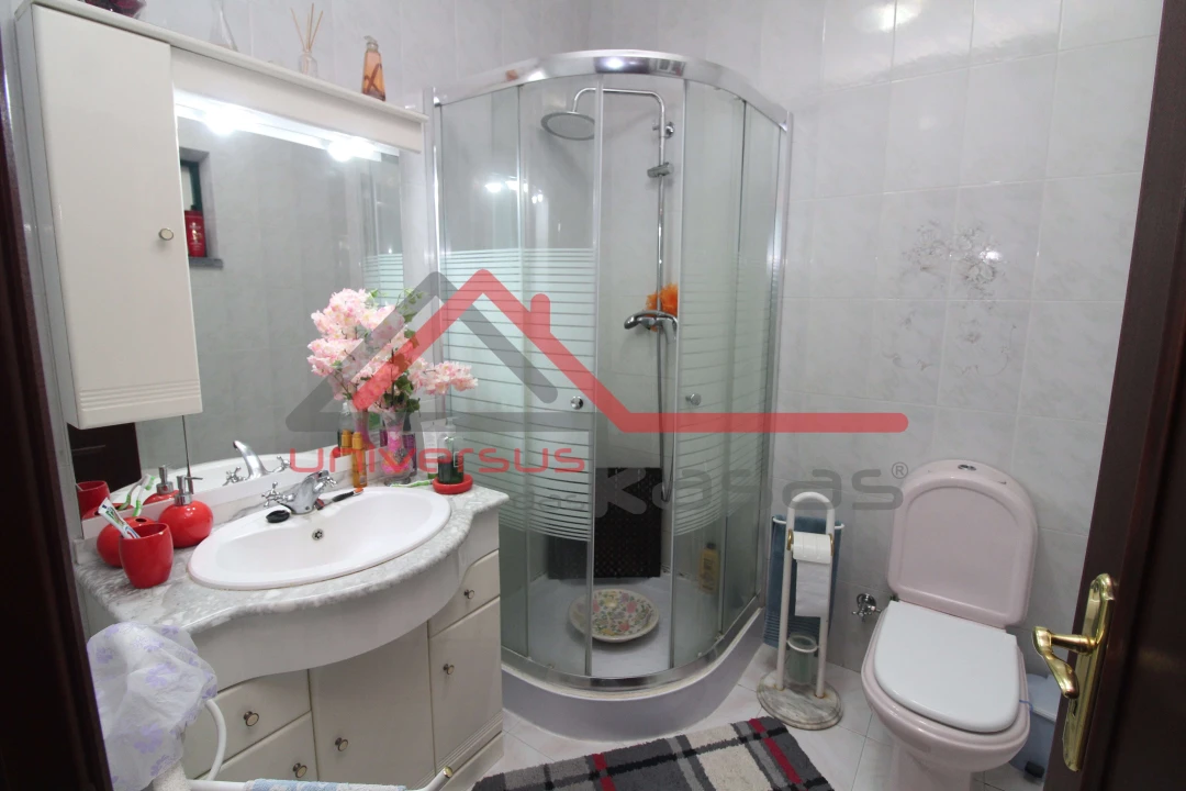 Moradia T5 para Venda em Vendas Novas Foto 6