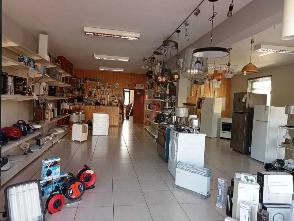 Loja para Venda em Troporiz e Lapela Foto 2