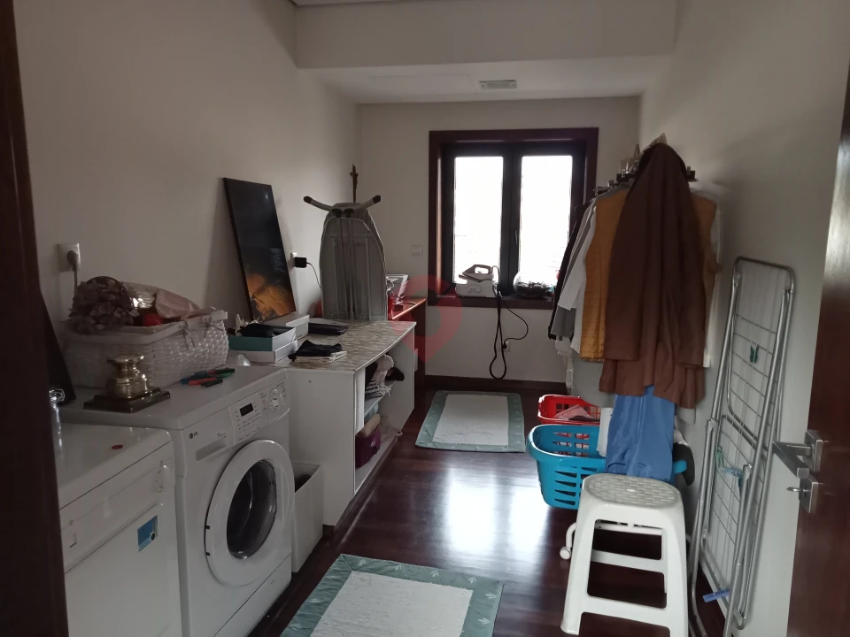 Moradia T3 para Venda em Troporiz e Lapela Foto 13