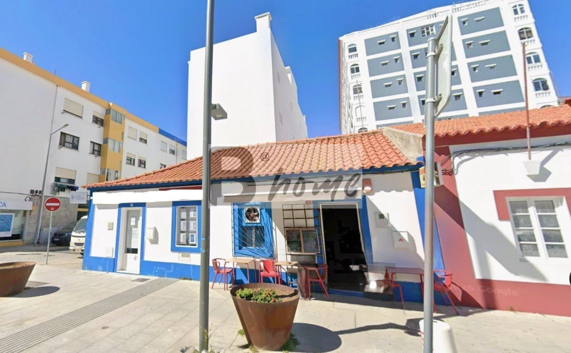Prédio para Venda em Sines Foto 1