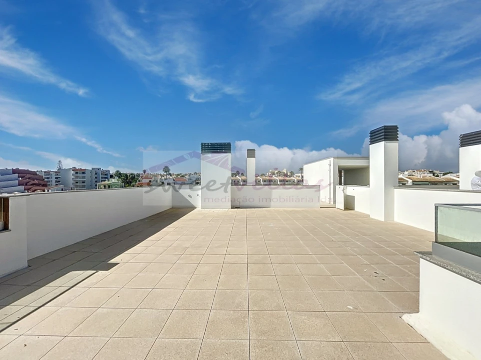 Apartamento T3 para Venda em Albufeira e Olhos de Água Foto 8
