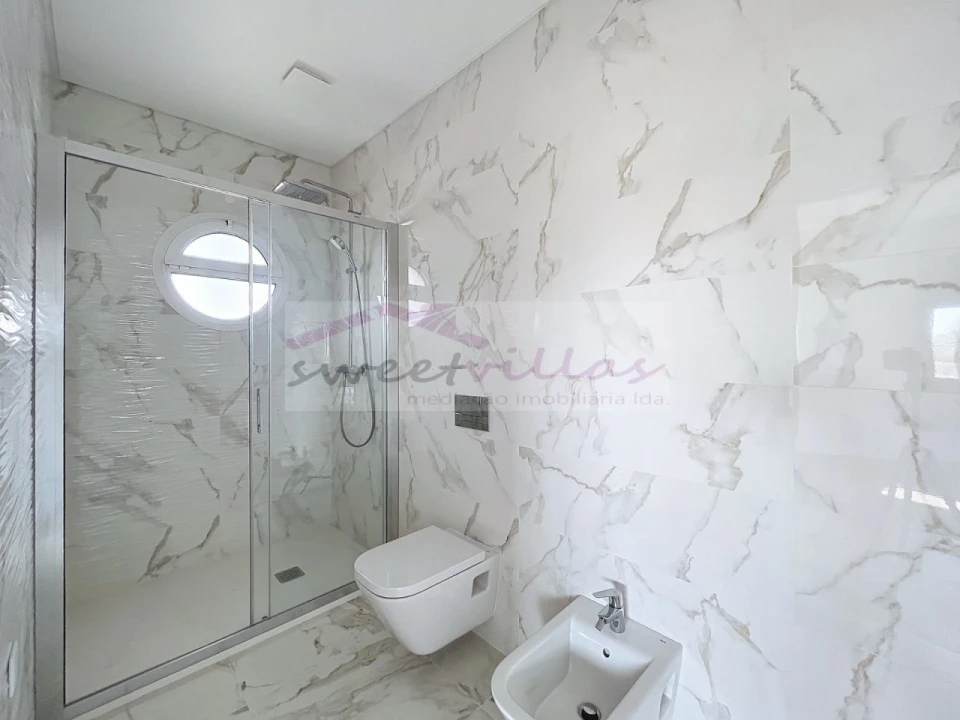 Apartamento T3 para Venda em Albufeira e Olhos de Água Foto 23