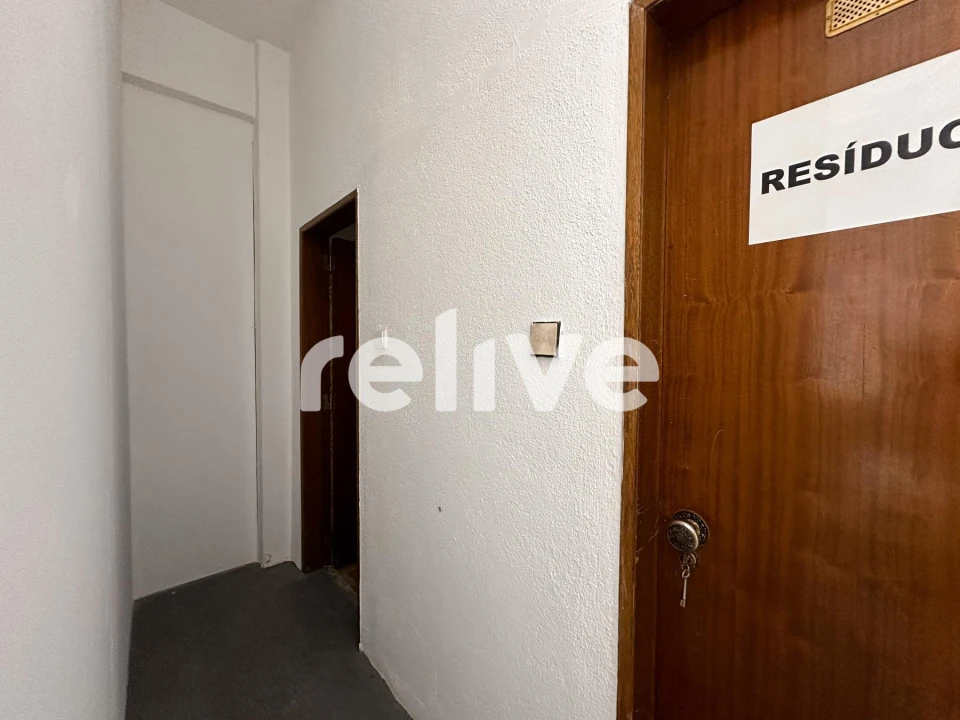 Armazém para Venda em Odivelas Foto 23