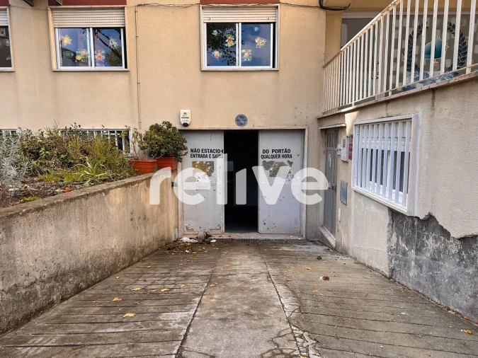 Armazém para Venda em Odivelas Foto 24