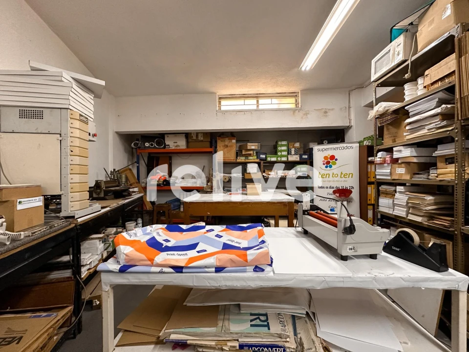 Armazém para Venda em Odivelas Foto 19