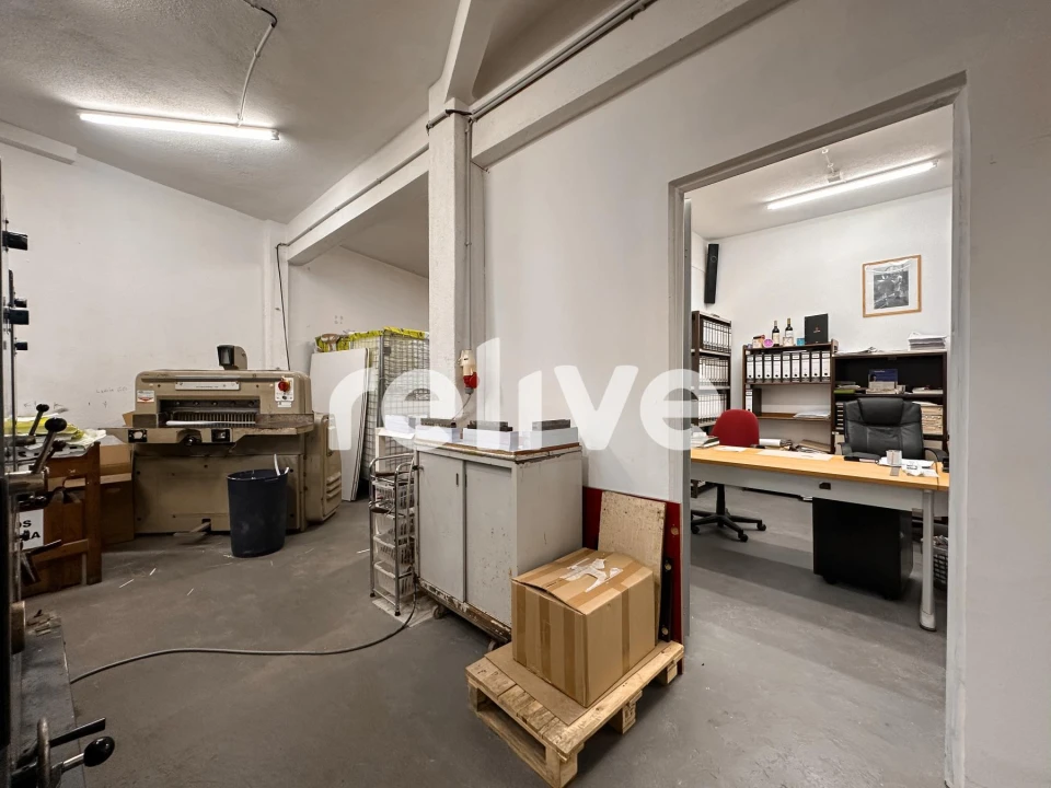 Armazém para Venda em Odivelas Foto 8