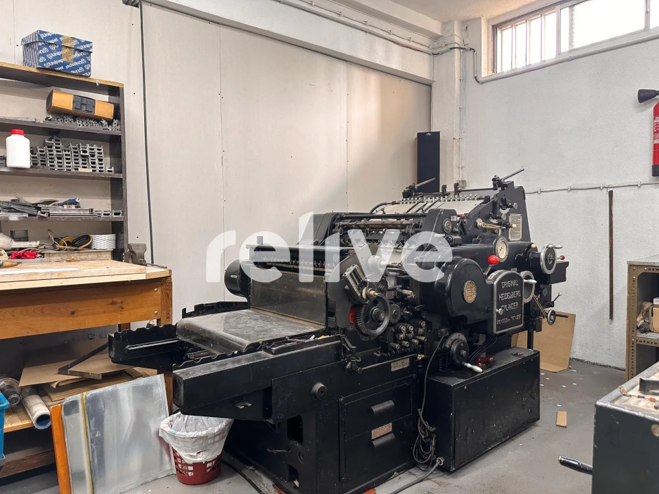 Armazém para Venda em Odivelas Foto 12