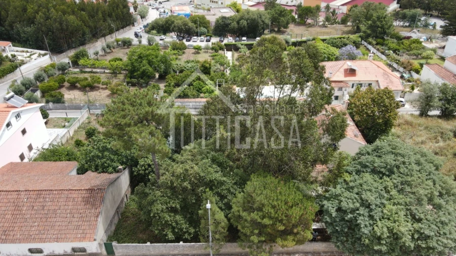 Terreno para Venda em Venda do Pinheiro e Santo Estêvão das Galés Foto 5