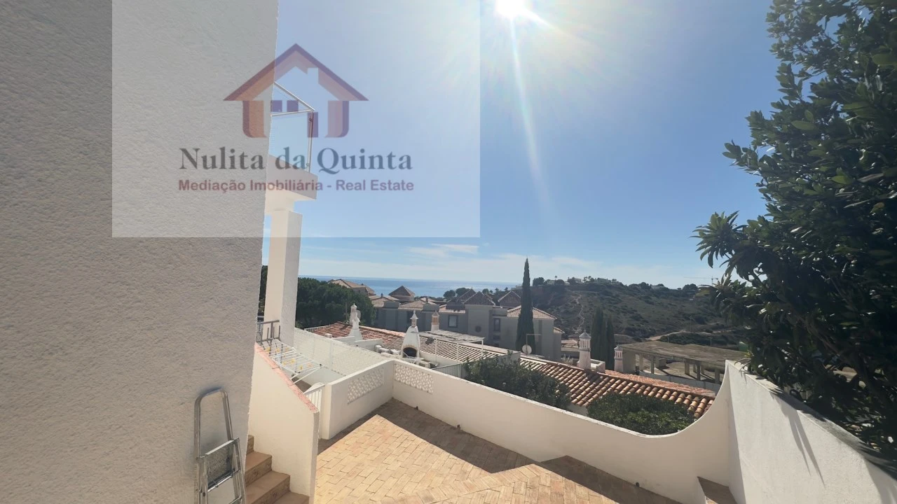 Moradia T3 para Venda em Albufeira e Olhos de Água Foto 5