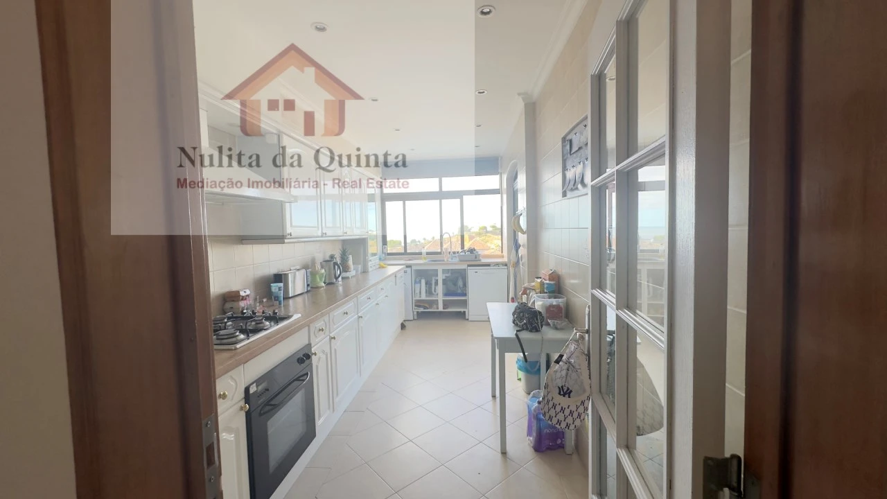 Moradia T3 para Venda em Albufeira e Olhos de Água Foto 8