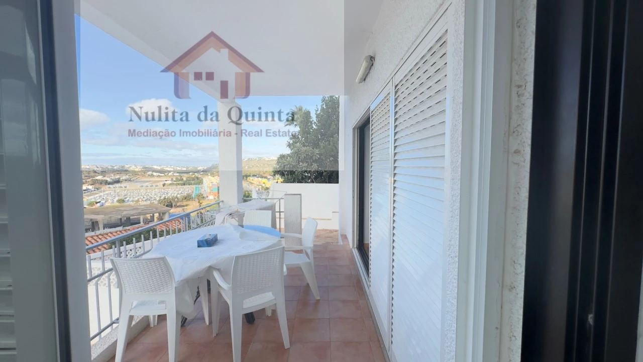 Moradia T3 para Venda em Albufeira e Olhos de Água Foto 10