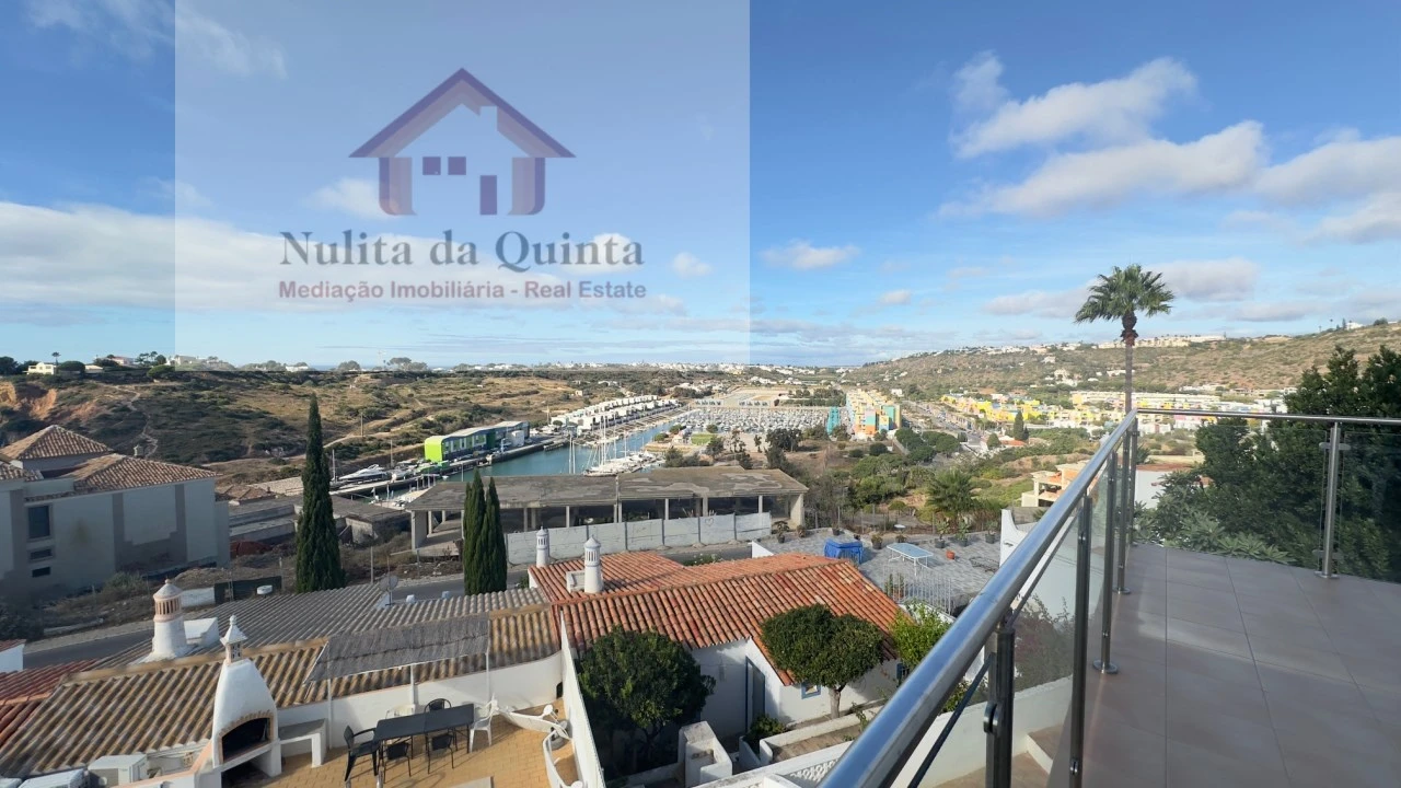 Moradia T3 para Venda em Albufeira e Olhos de Água Foto 28