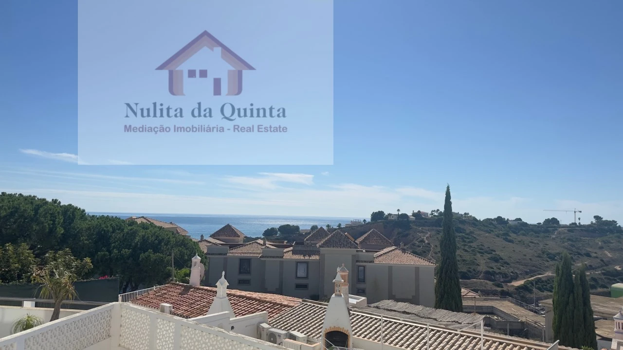 Moradia T3 para Venda em Albufeira e Olhos de Água Foto 44