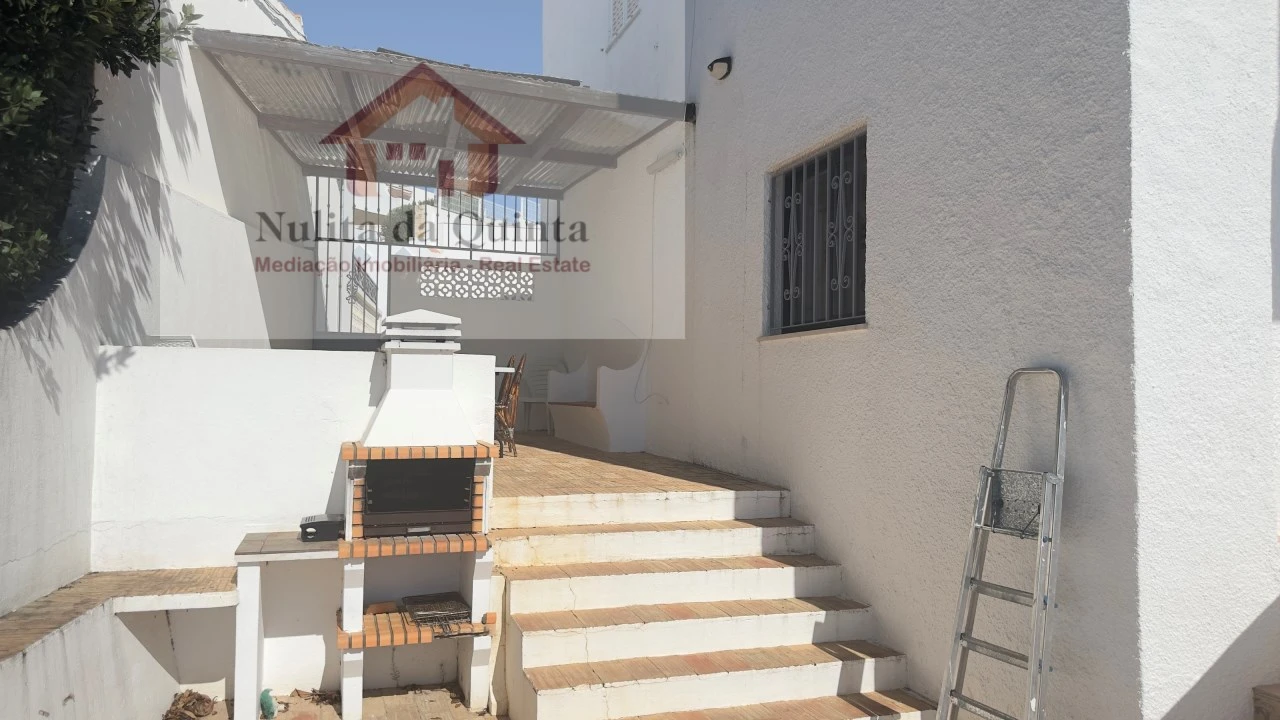 Moradia T3 para Venda em Albufeira e Olhos de Água Foto 45