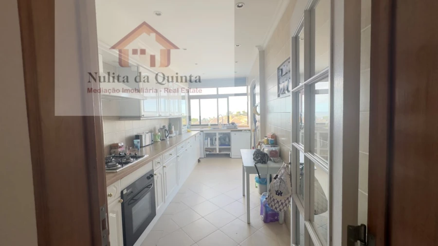 Moradia T3 para Venda em Albufeira e Olhos de Água Foto 8