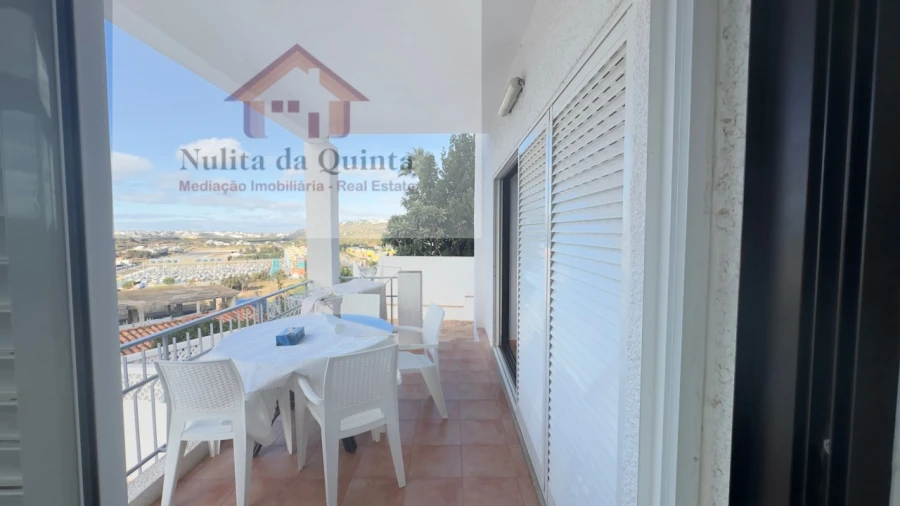 Moradia T3 para Venda em Albufeira e Olhos de Água Foto 10