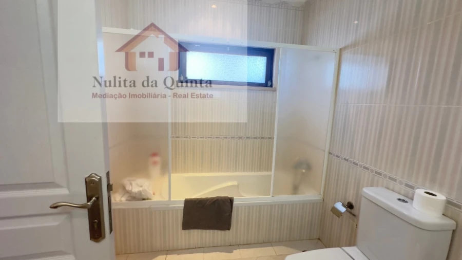 Moradia T3 para Venda em Albufeira e Olhos de Água Foto 23