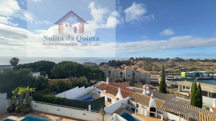 Moradia T3 para Venda em Albufeira e Olhos de Água Foto 29