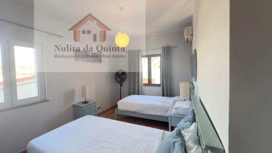 Moradia T3 para Venda em Albufeira e Olhos de Água Foto 13