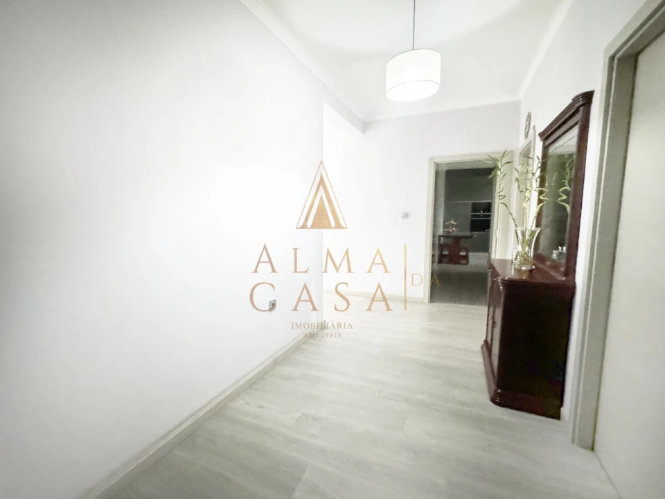 Moradia T4 para Venda em Baguim do Monte (Rio Tinto) Foto 24