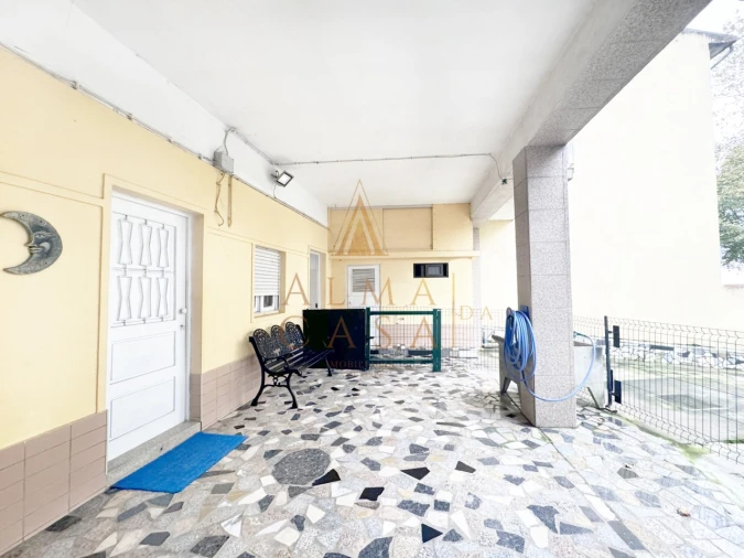 Moradia T4 para Venda em Baguim do Monte (Rio Tinto) Foto 32