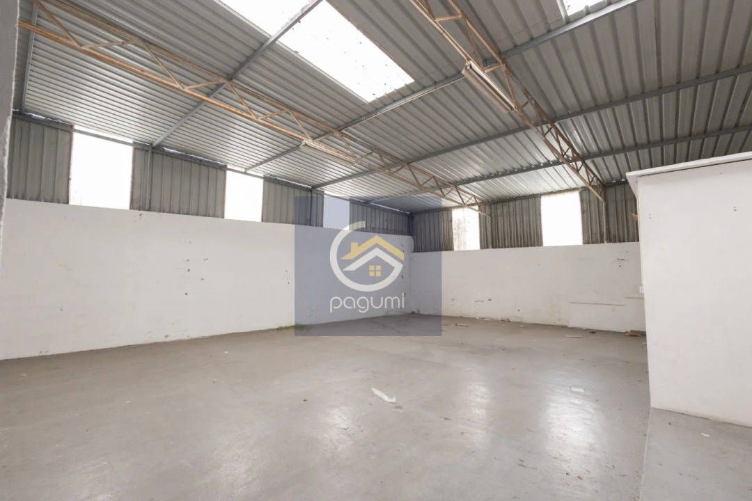 Armazém para Venda em Penamaior Foto 3