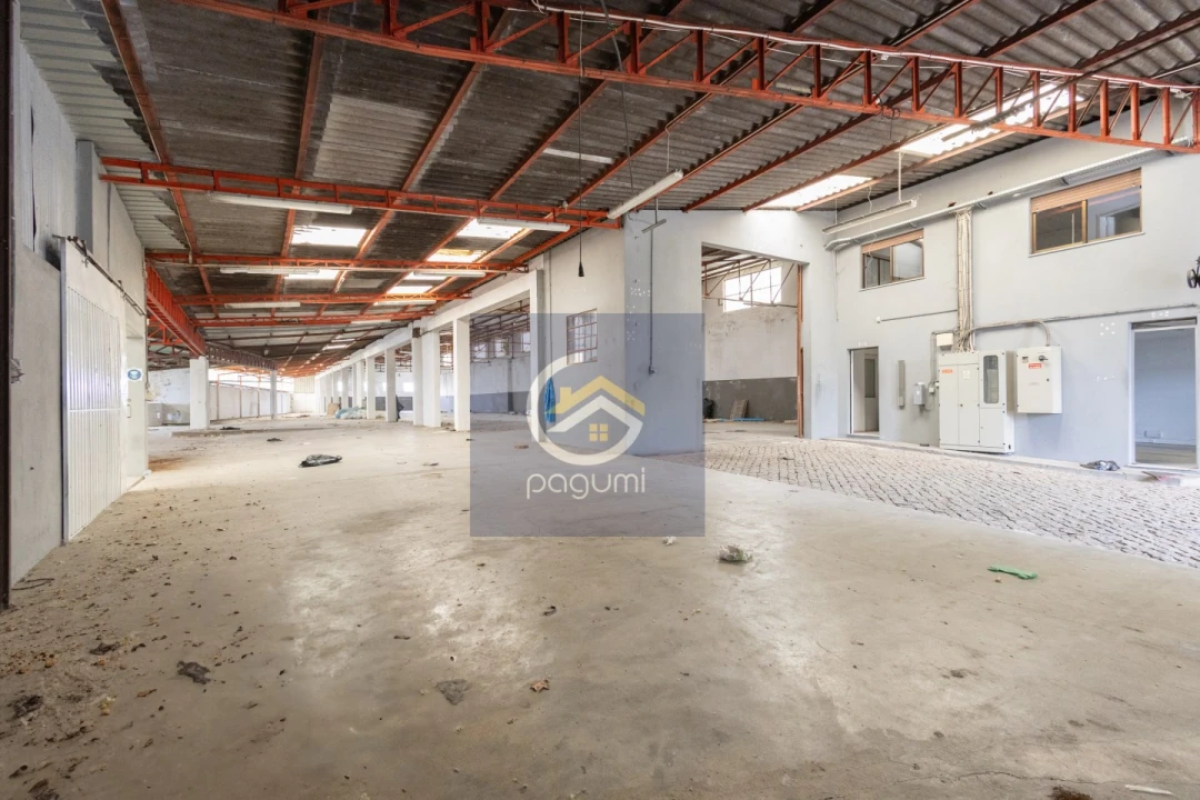 Armazém para Venda em Penamaior Foto 1