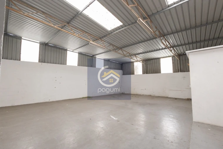 Armazém para Venda em Penamaior Foto 3