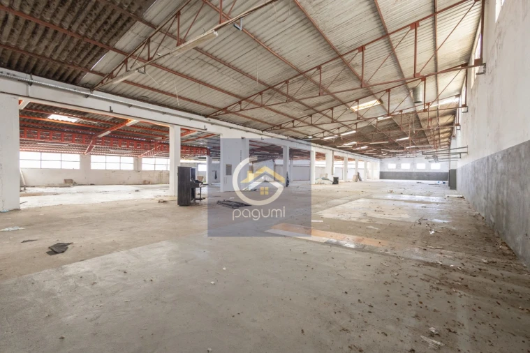 Armazém para Venda em Penamaior Foto 8