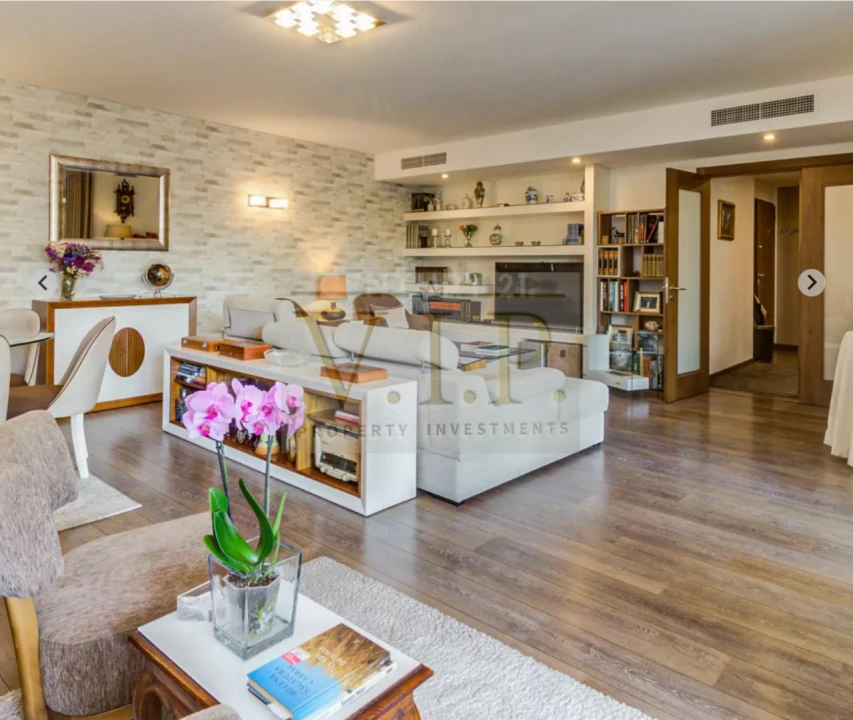 Apartamento T3 para Venda em Odivelas Foto 2