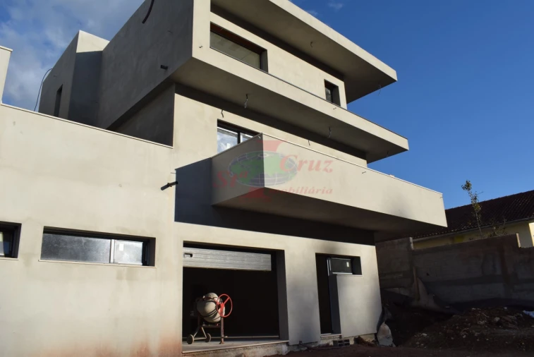 Moradia T4 para Venda em São Martinho do Bispo e Ribeira de Frades Foto 9