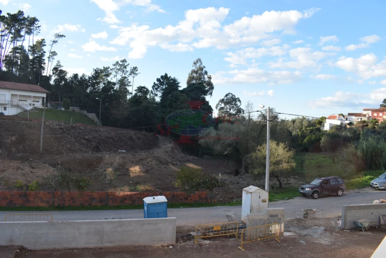 Moradia T4 para Venda em São Martinho do Bispo e Ribeira de Frades Foto 16