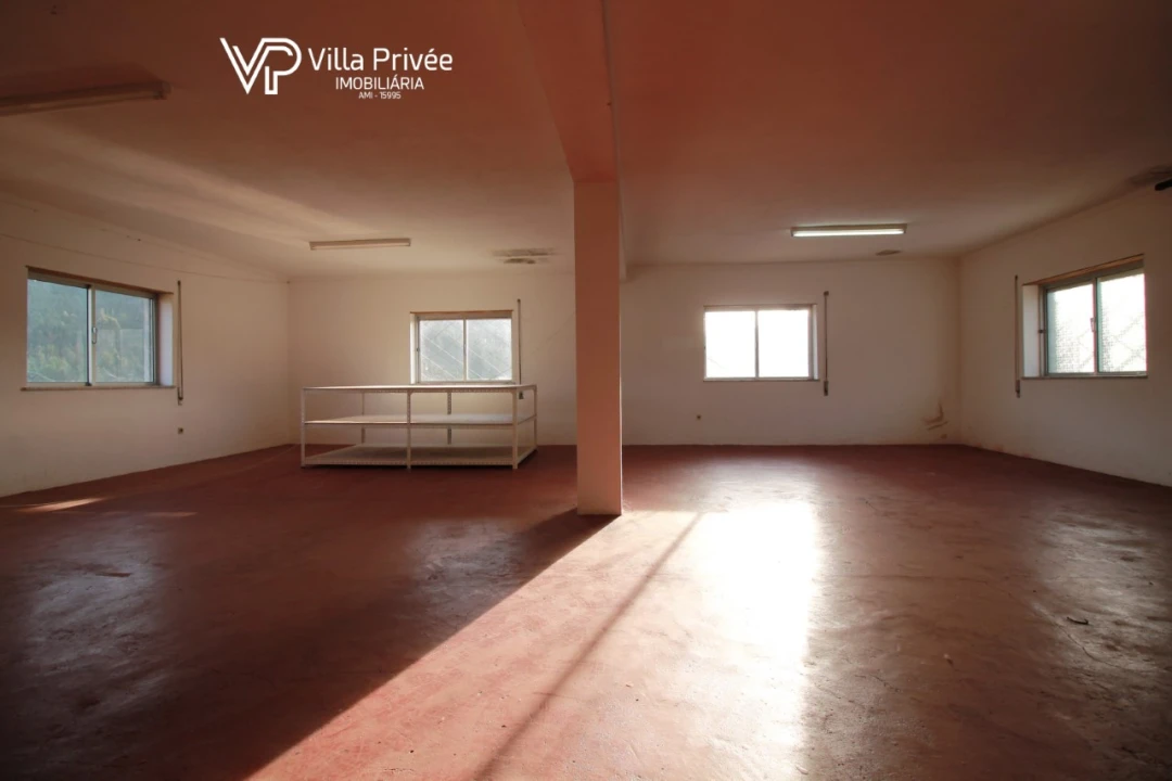 Moradia T3 para Venda em Almalagues Foto 26